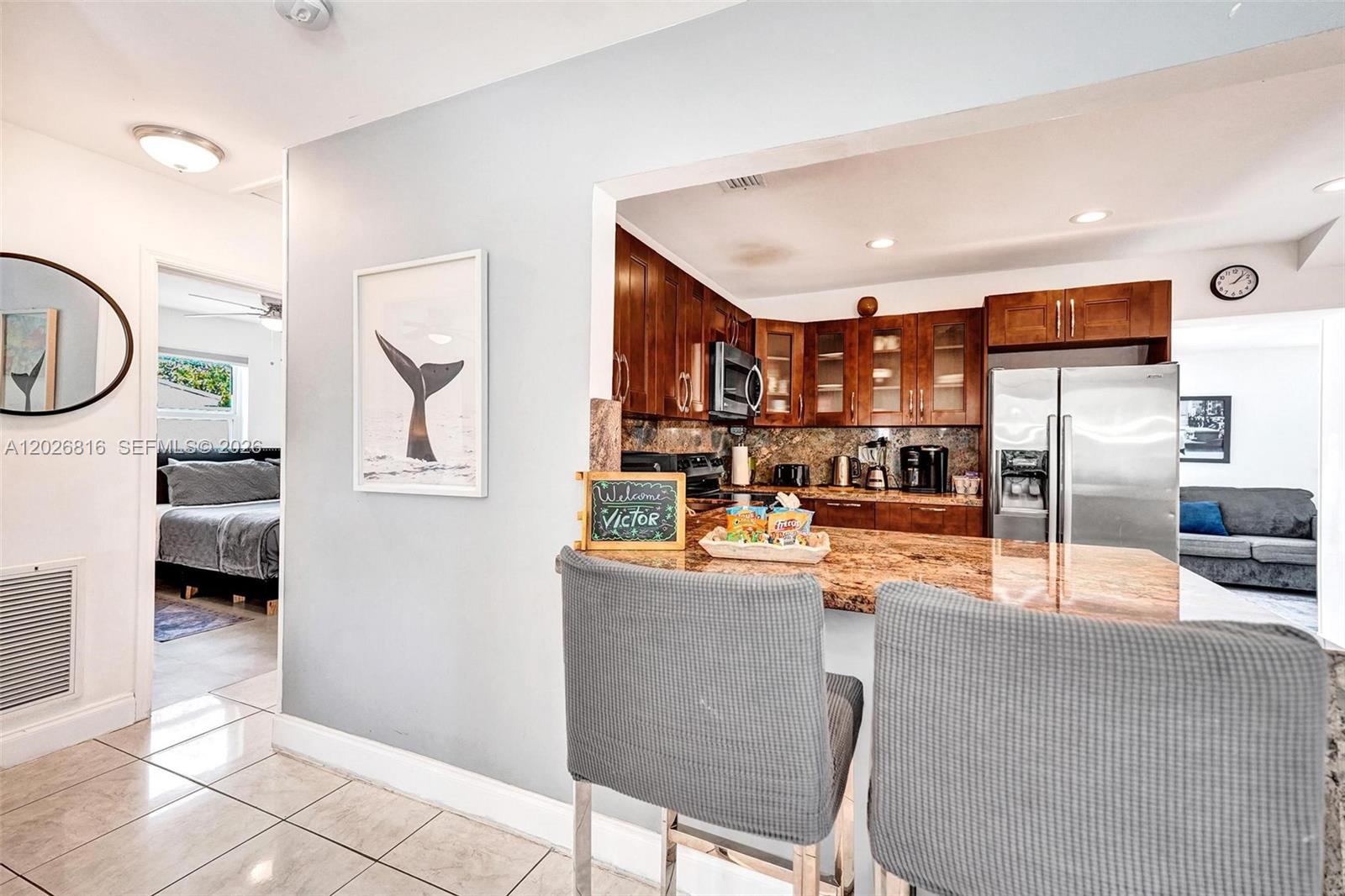 712 SW 7th terr, Hallandale Beach FL 33009