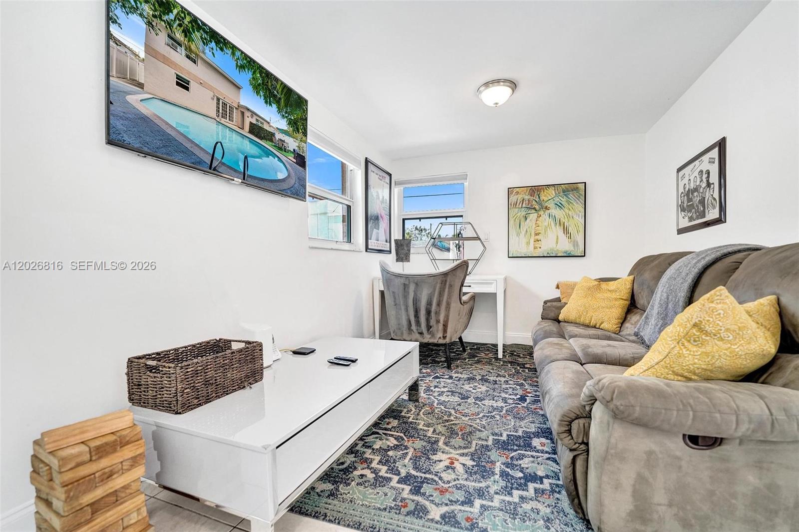 712 SW 7th terr, Hallandale Beach FL 33009