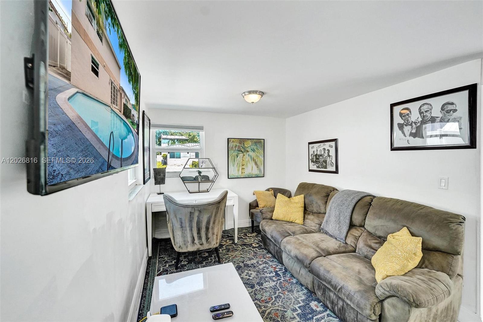 712 SW 7th terr, Hallandale Beach FL 33009