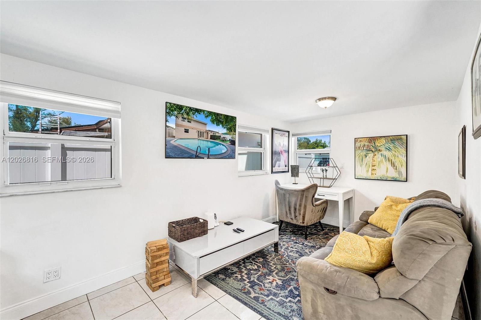 712 SW 7th terr, Hallandale Beach FL 33009