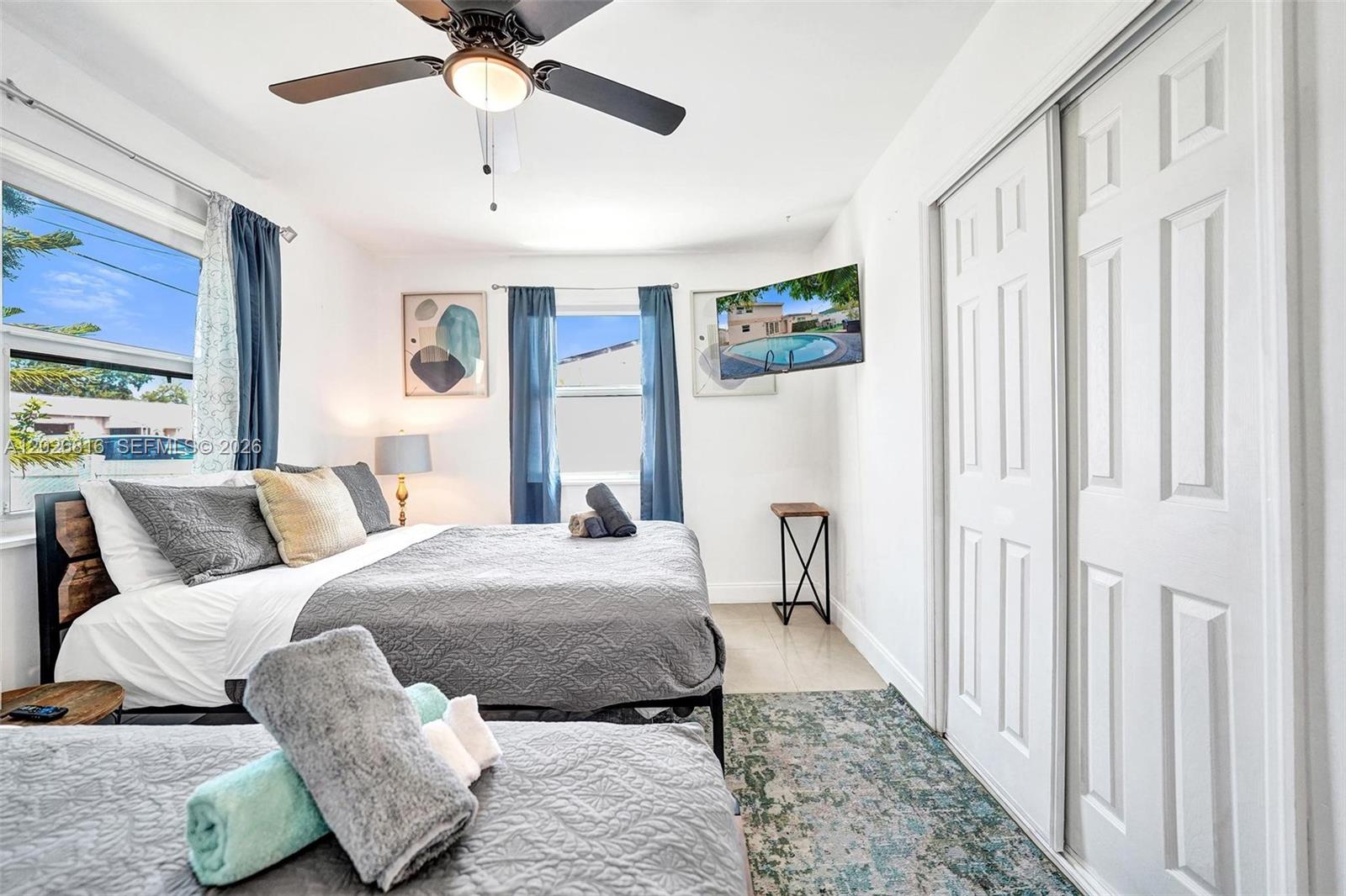 712 SW 7th terr, Hallandale Beach FL 33009