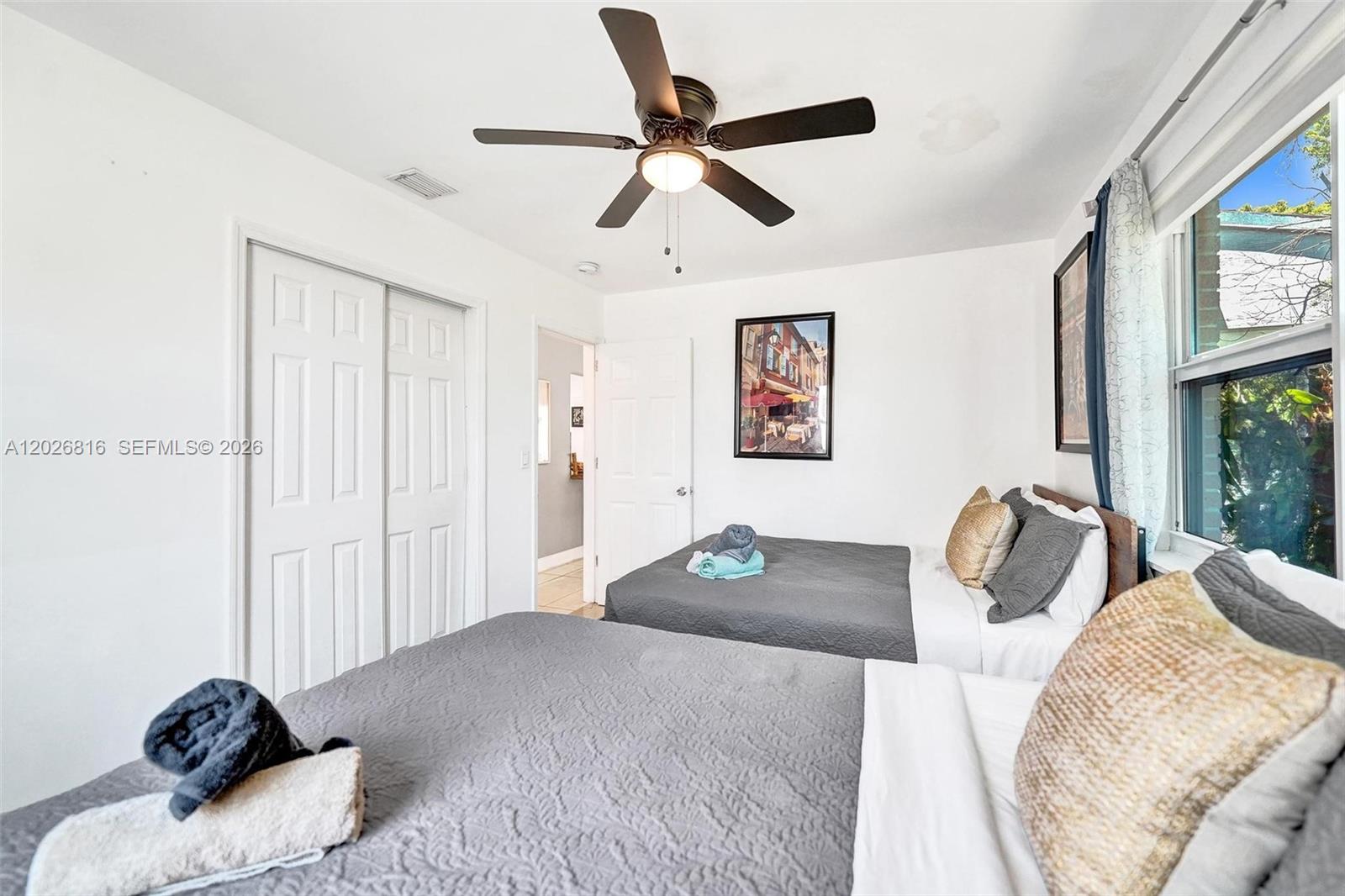 712 SW 7th terr, Hallandale Beach FL 33009