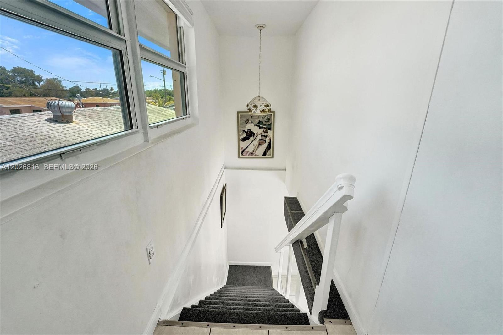 712 SW 7th terr, Hallandale Beach FL 33009