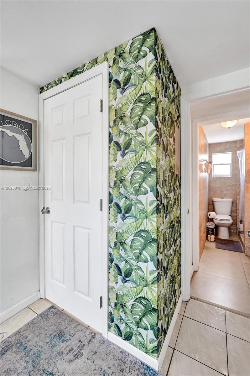 712 SW 7th terr, Hallandale Beach FL 33009
