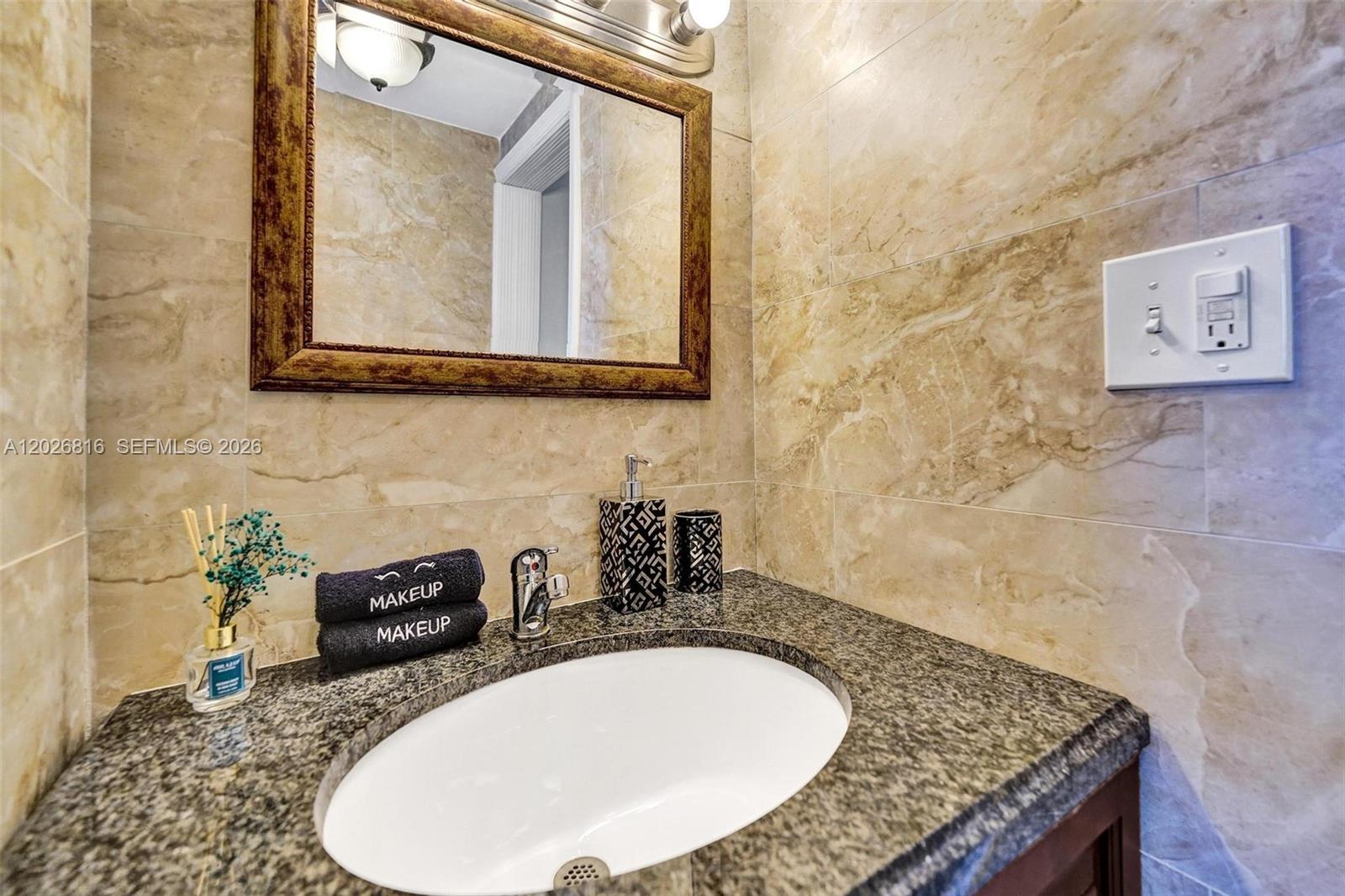 712 SW 7th terr, Hallandale Beach FL 33009
