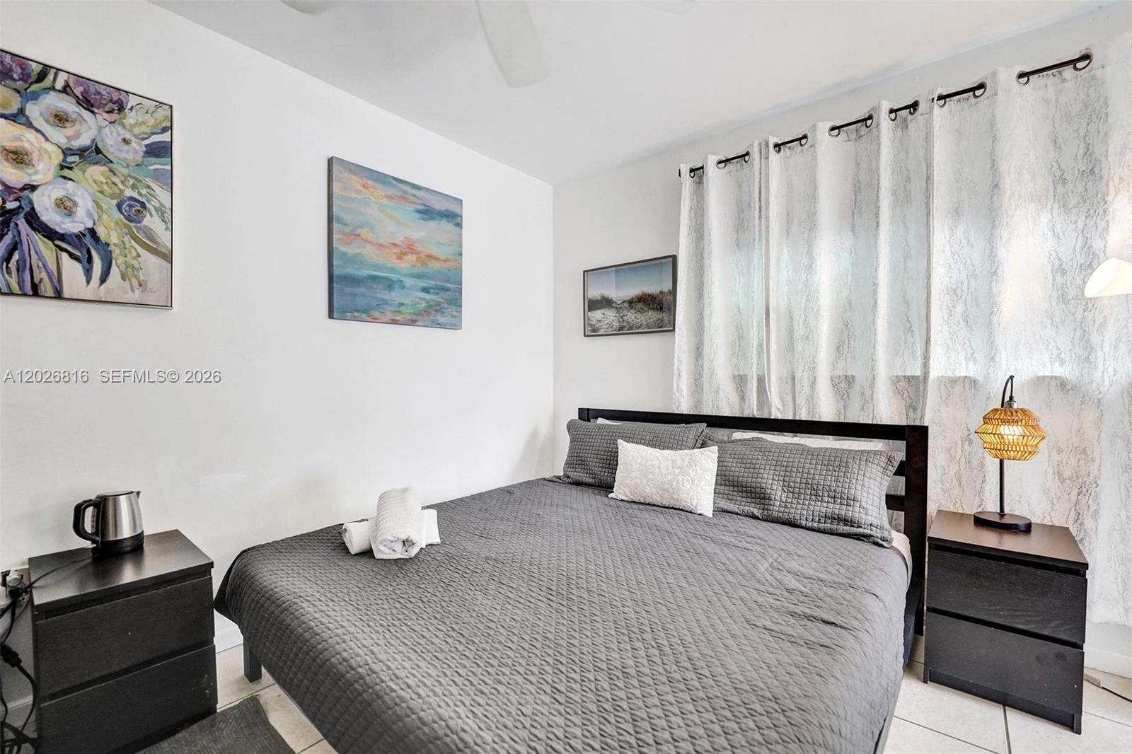 712 SW 7th terr, Hallandale Beach FL 33009