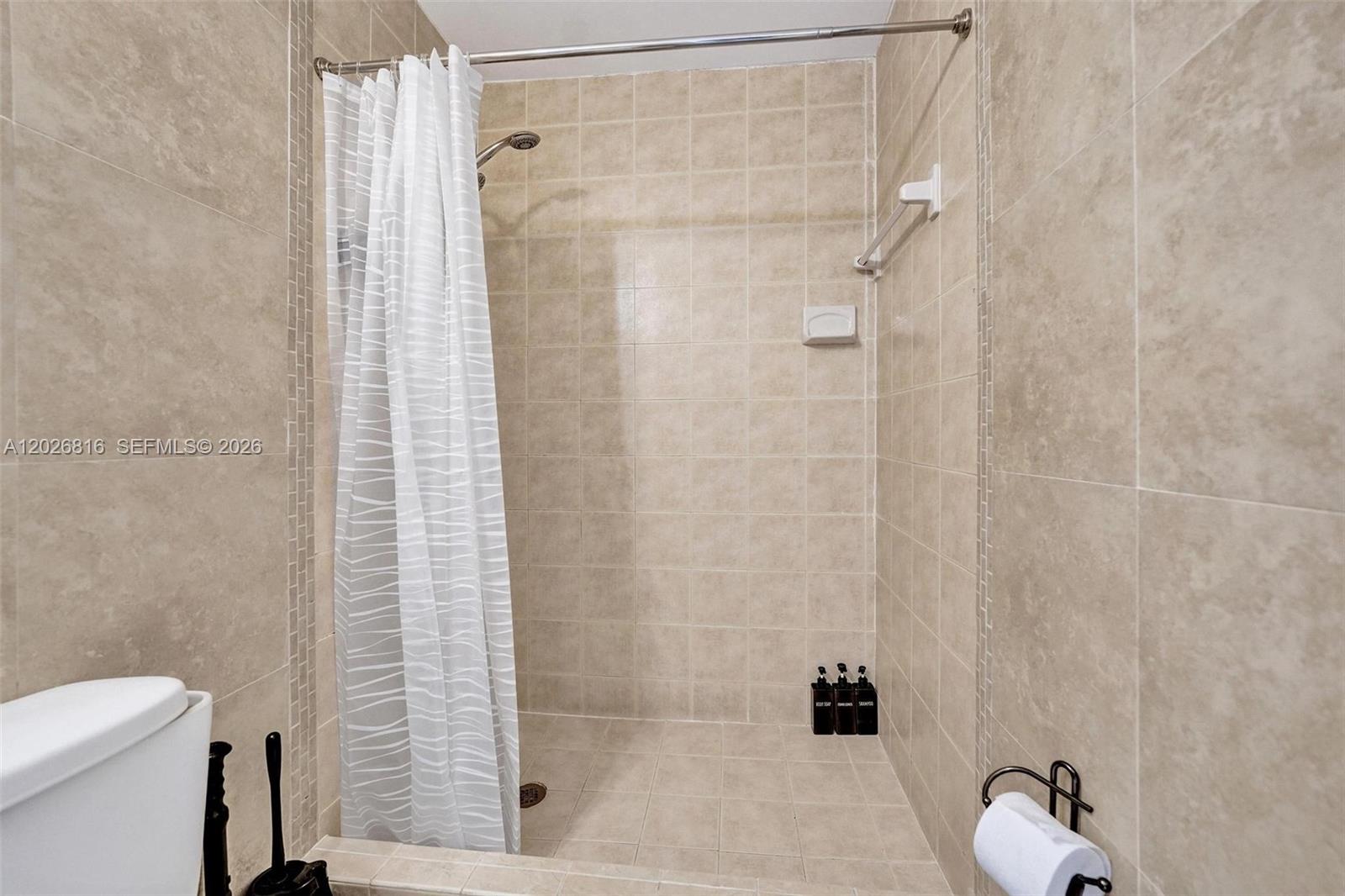 712 SW 7th terr, Hallandale Beach FL 33009