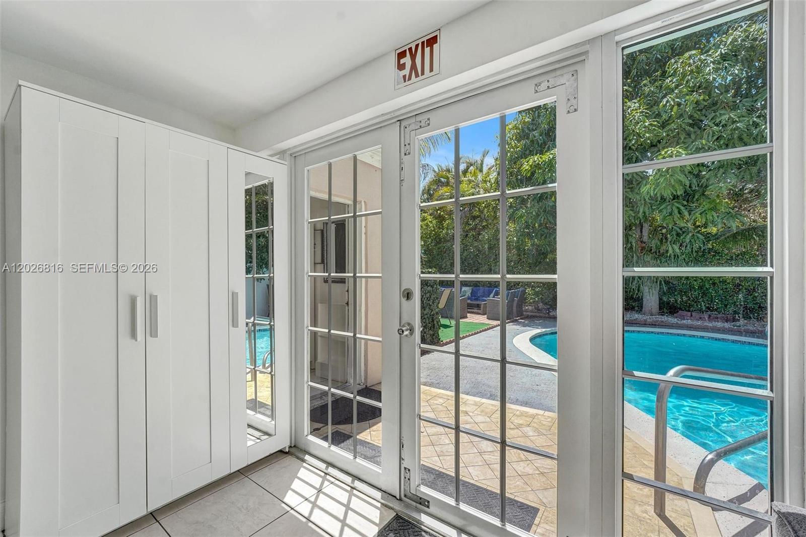 712 SW 7th terr, Hallandale Beach FL 33009