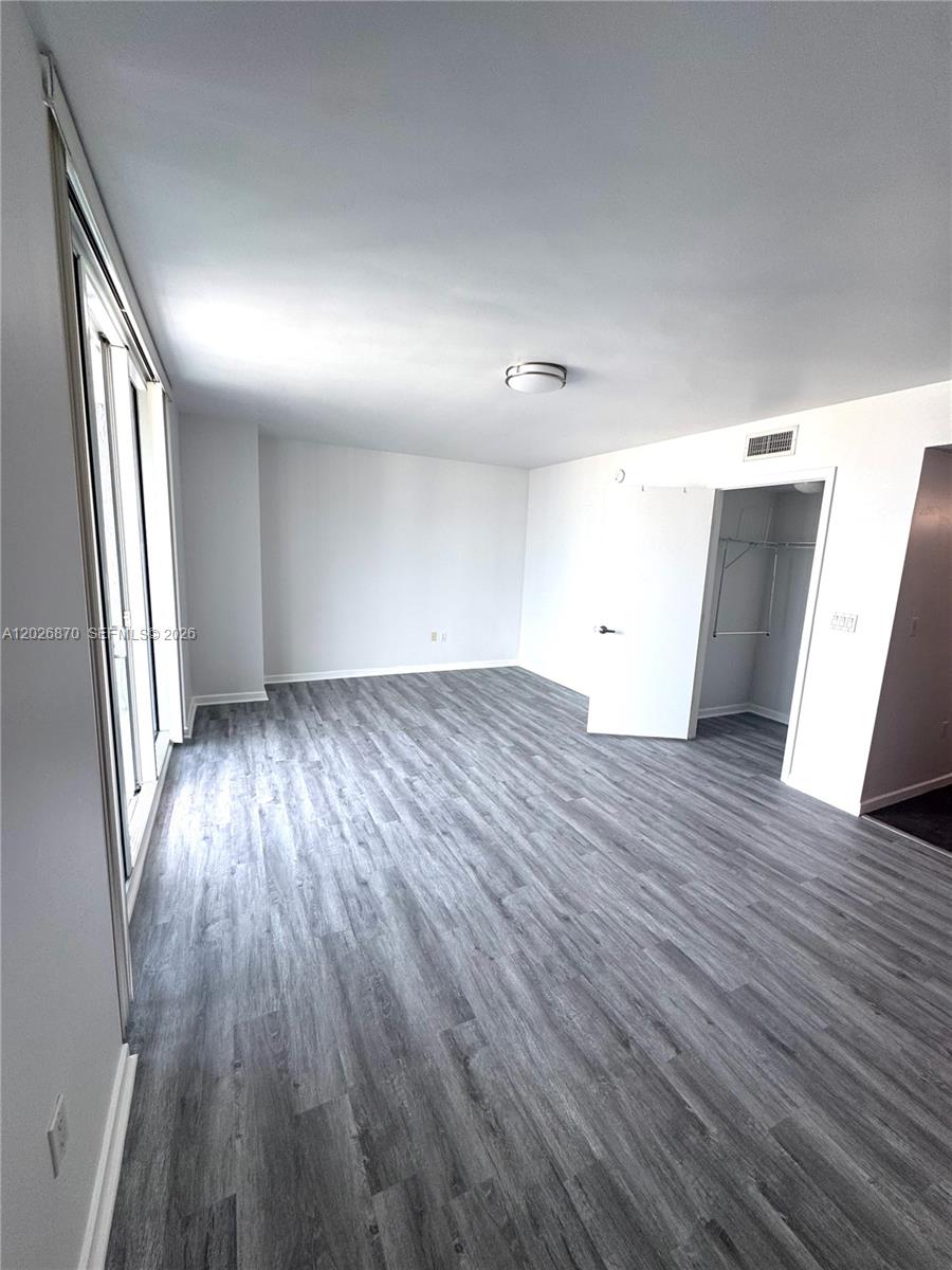 50 Biscayne Blvd #3303, Miami FL 33132