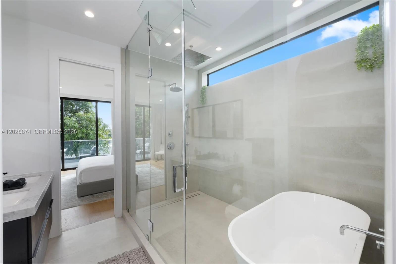 80 NW 45th St, Miami FL 33127
