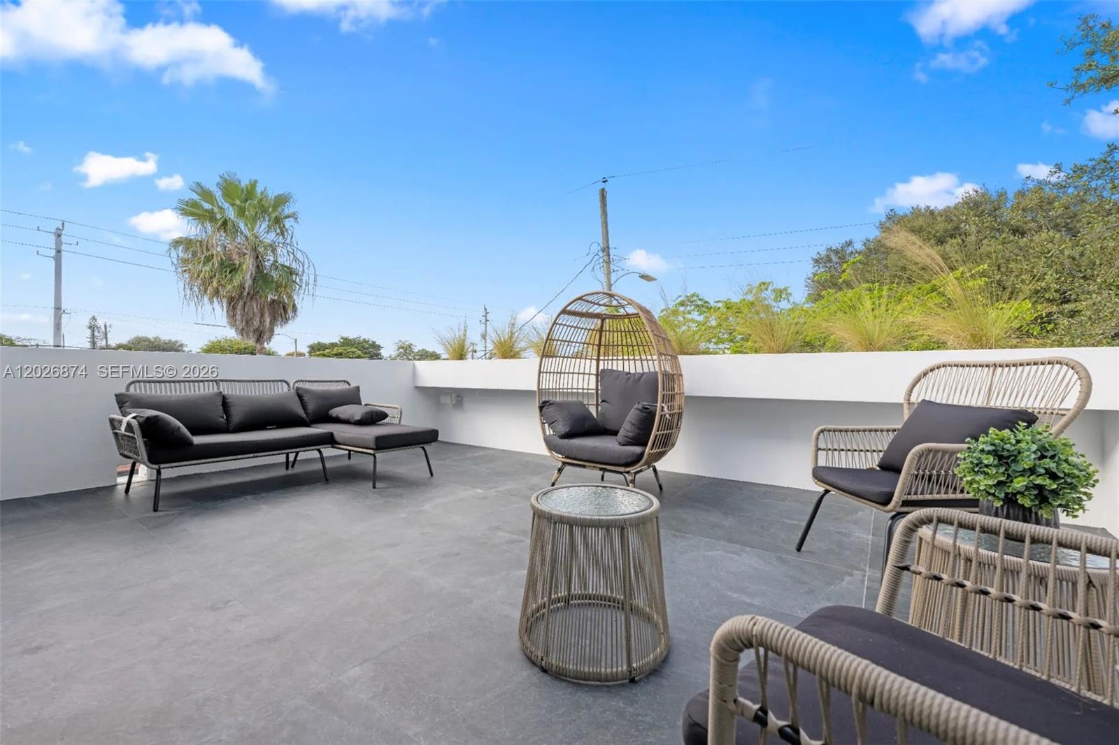 80 NW 45th St, Miami FL 33127