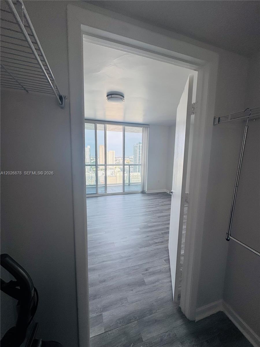 50 Biscayne Blvd #3303, Miami FL 33132