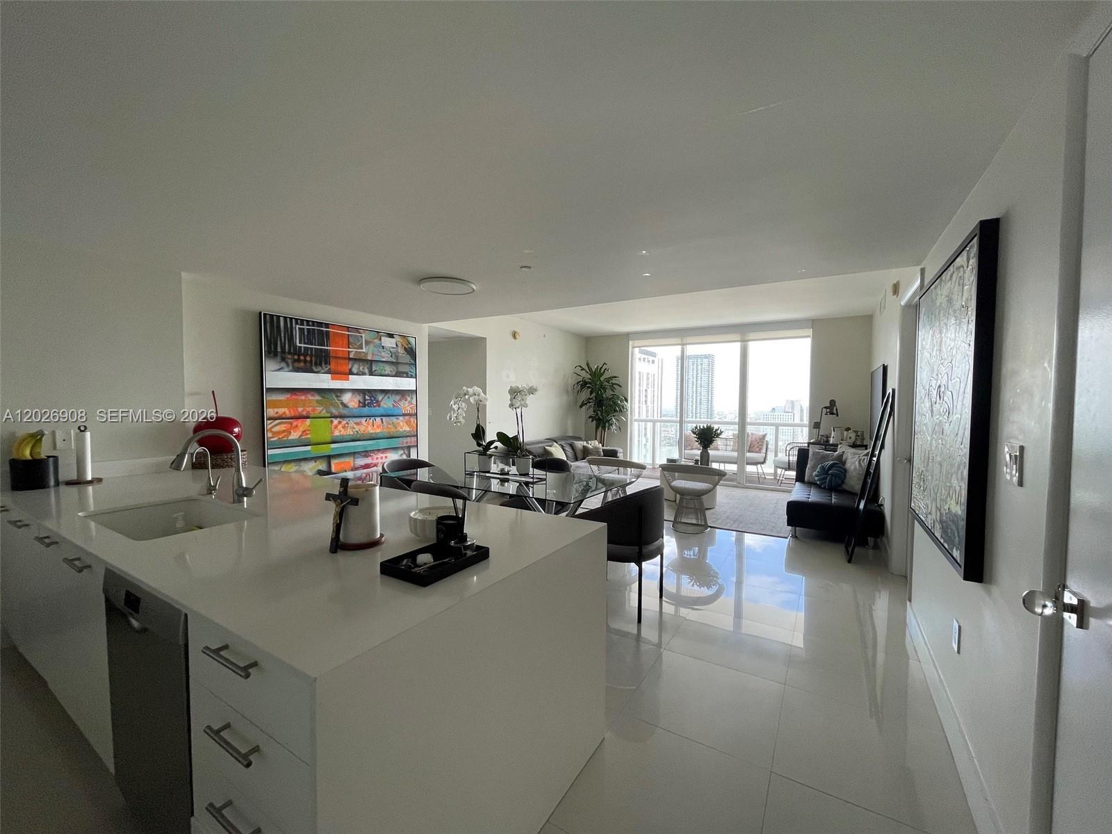 50 Biscayne Blvd #3411, Miami FL 33132