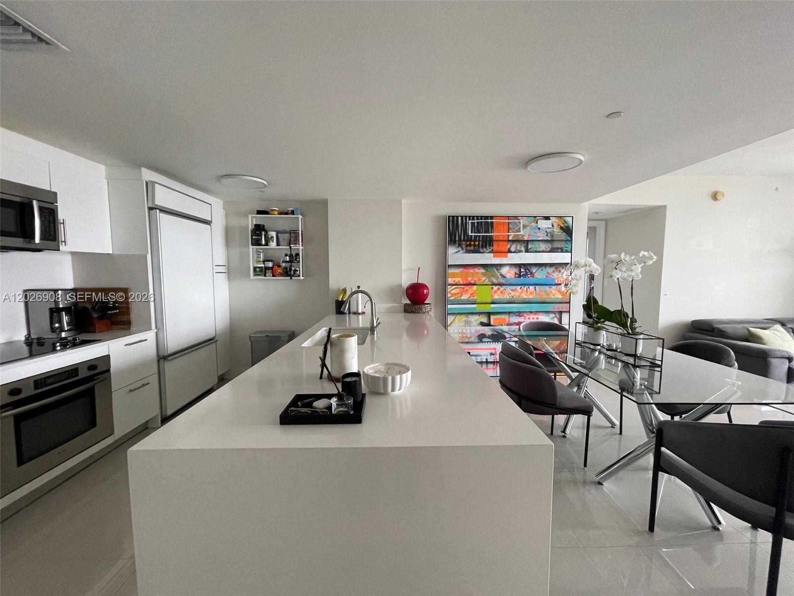 50 Biscayne Blvd #3411, Miami FL 33132