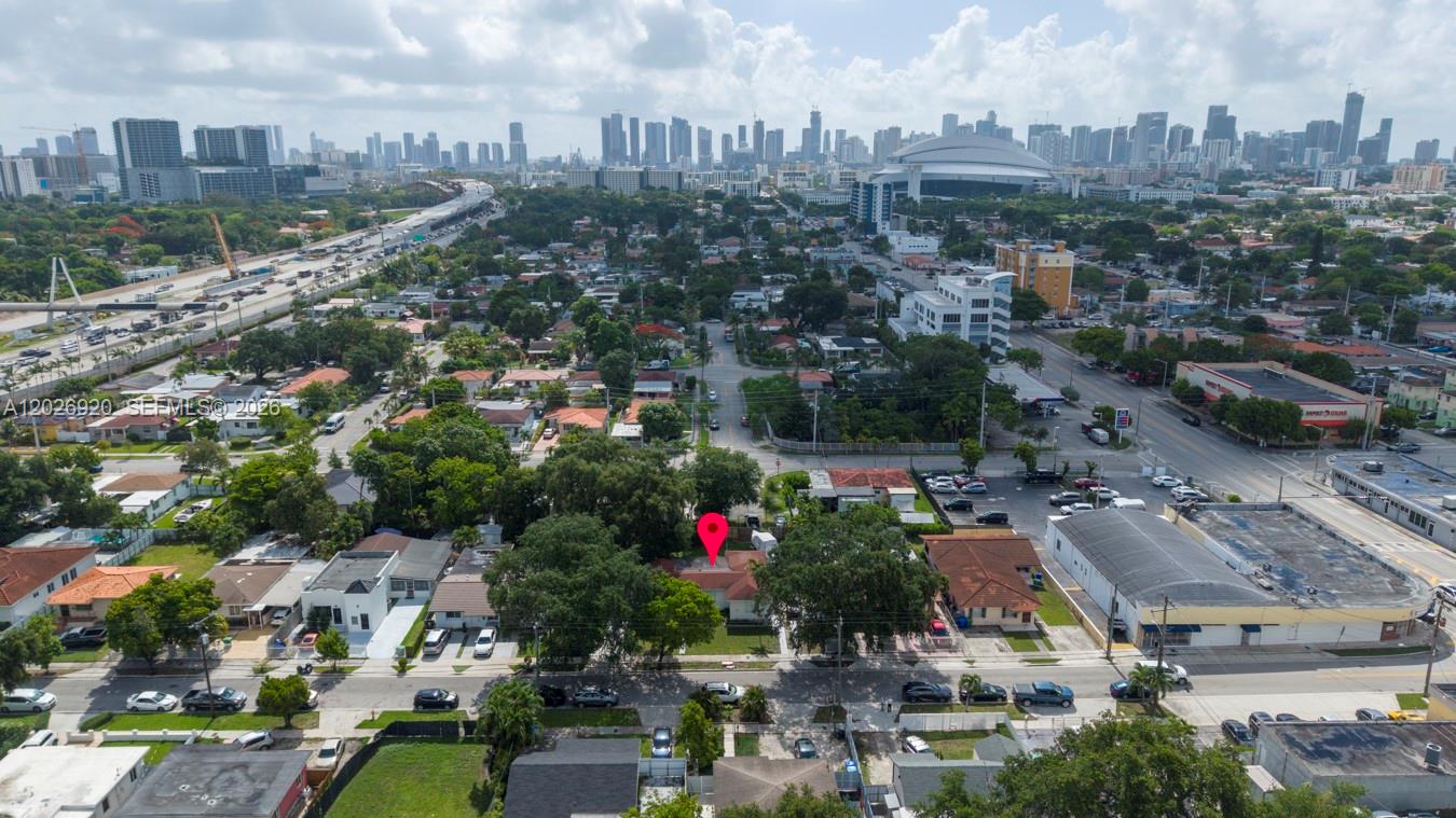 Miami FL 33125 - A12026920