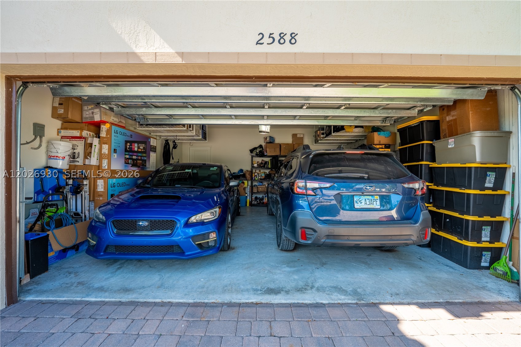 2588 SE 2nd St, Homestead FL 33033