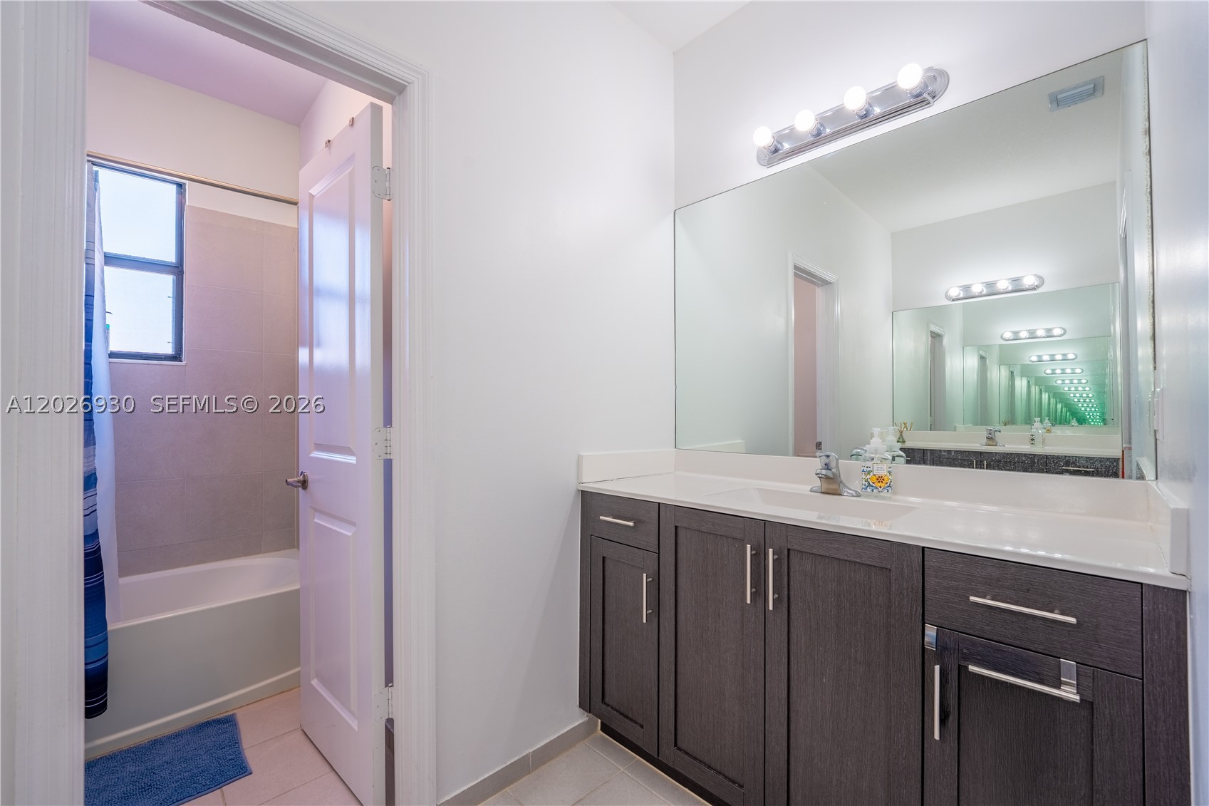 2588 SE 2nd St, Homestead FL 33033