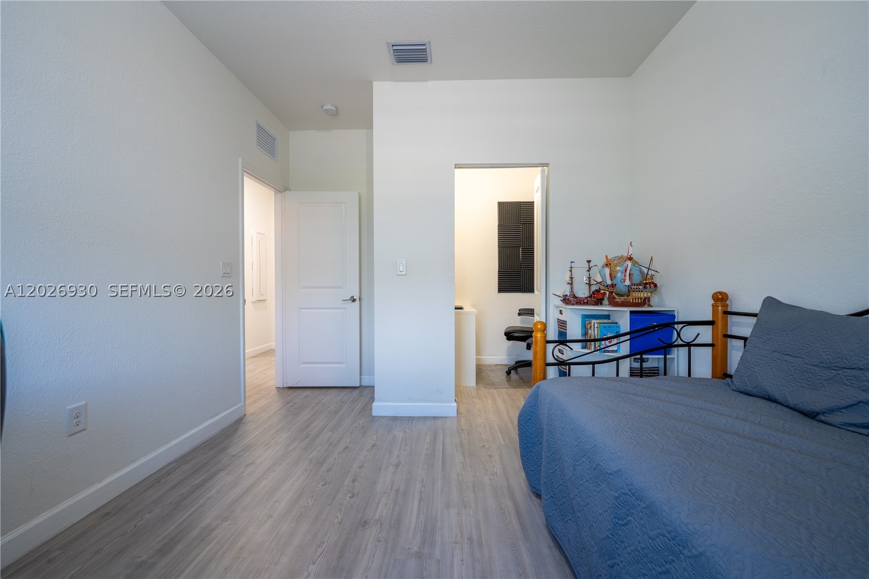 2588 SE 2nd St, Homestead FL 33033