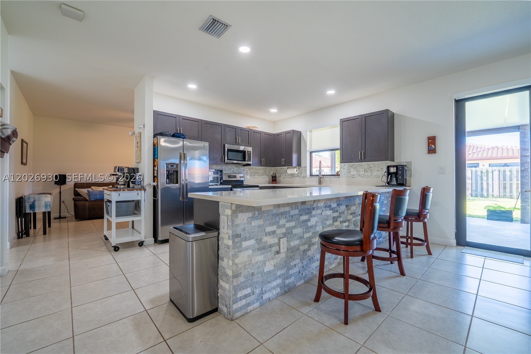 2588 SE 2nd St, Homestead FL 33033