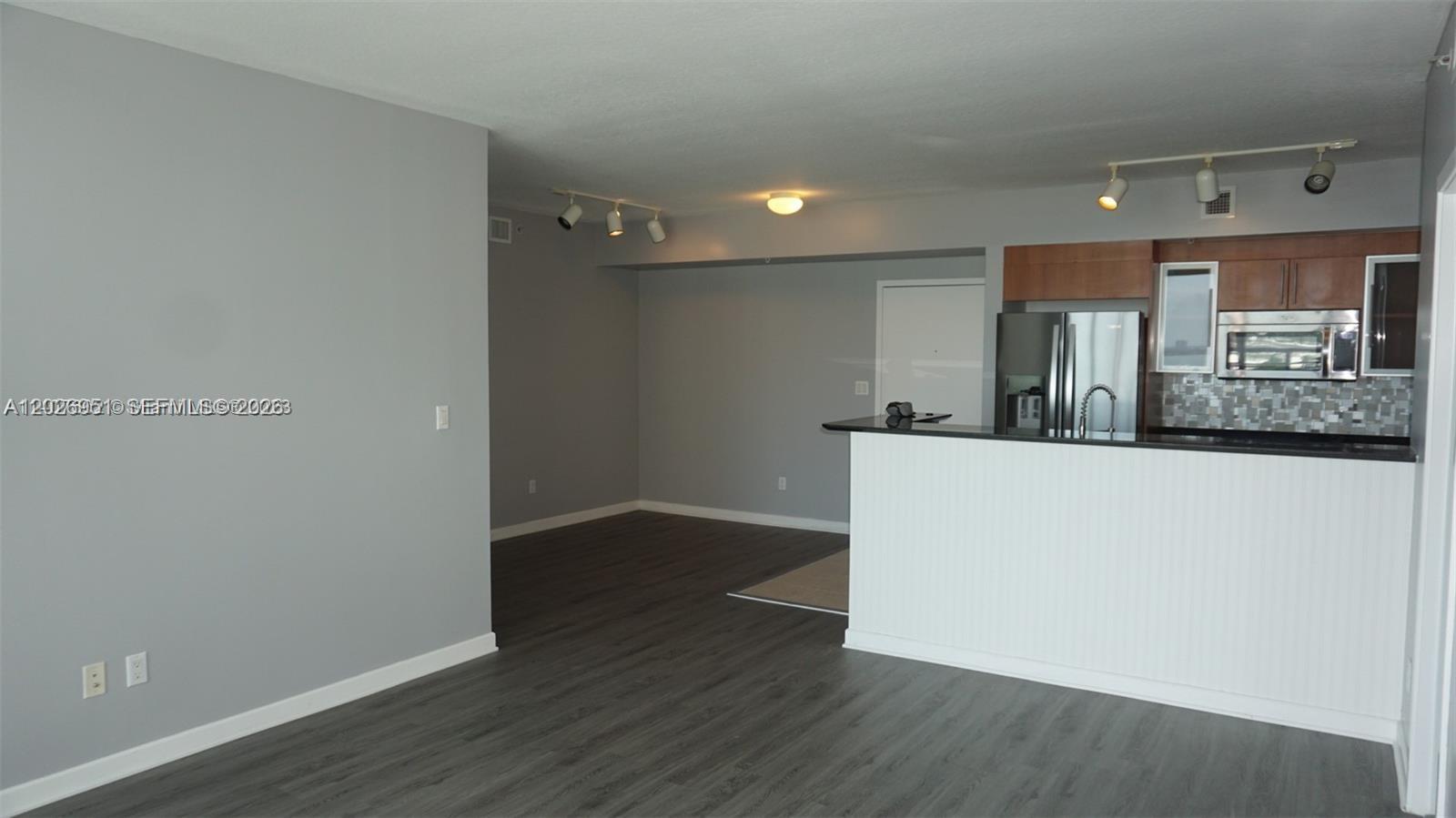 325 S Biscayne Blvd #2022, Miami FL 33131