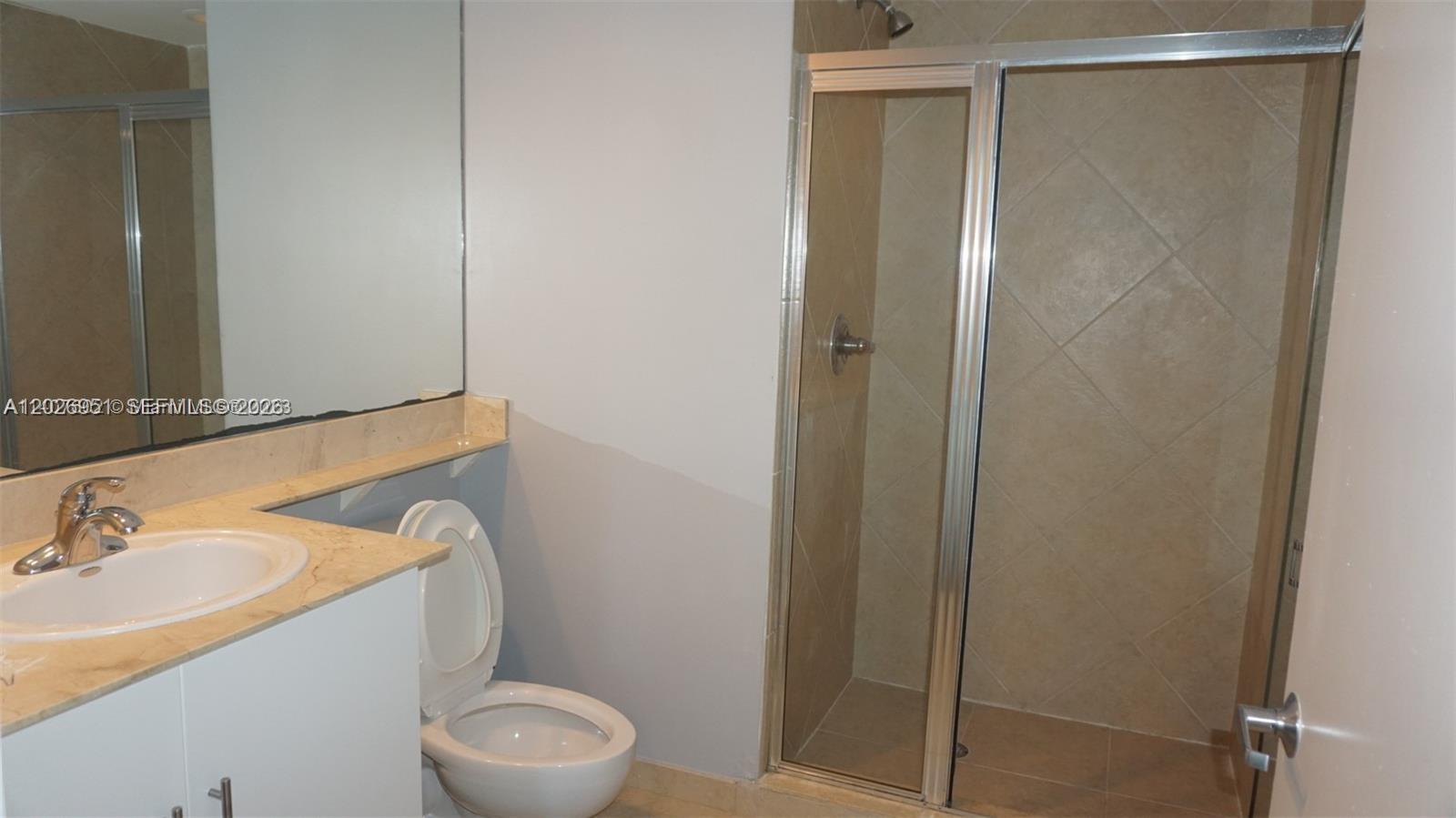 325 S Biscayne Blvd #2022, Miami FL 33131