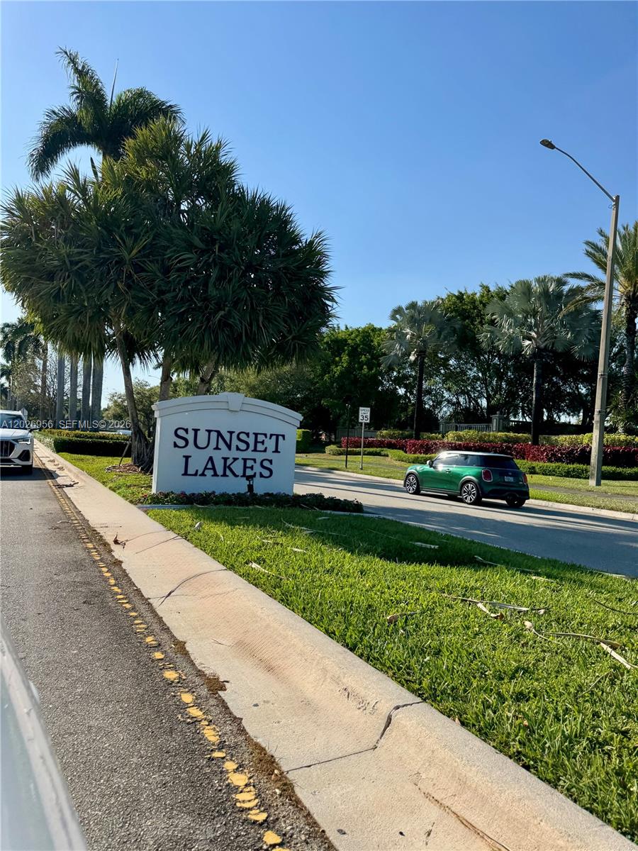 18991 SW 32nd St, Miramar FL 33029