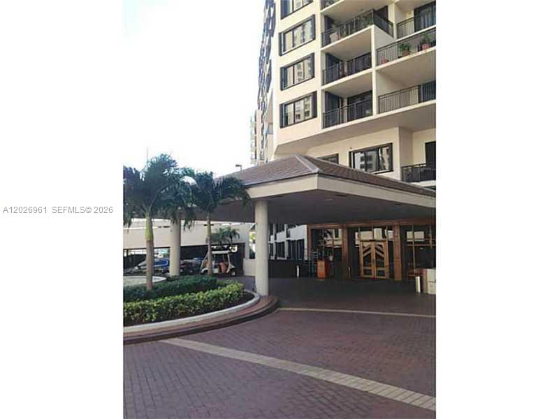 Brickell Key Dr Brickell Key Dr #410, Miami FL 33131