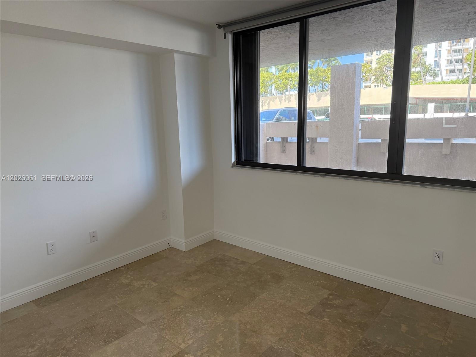 Brickell Key Dr Brickell Key Dr #410, Miami FL 33131