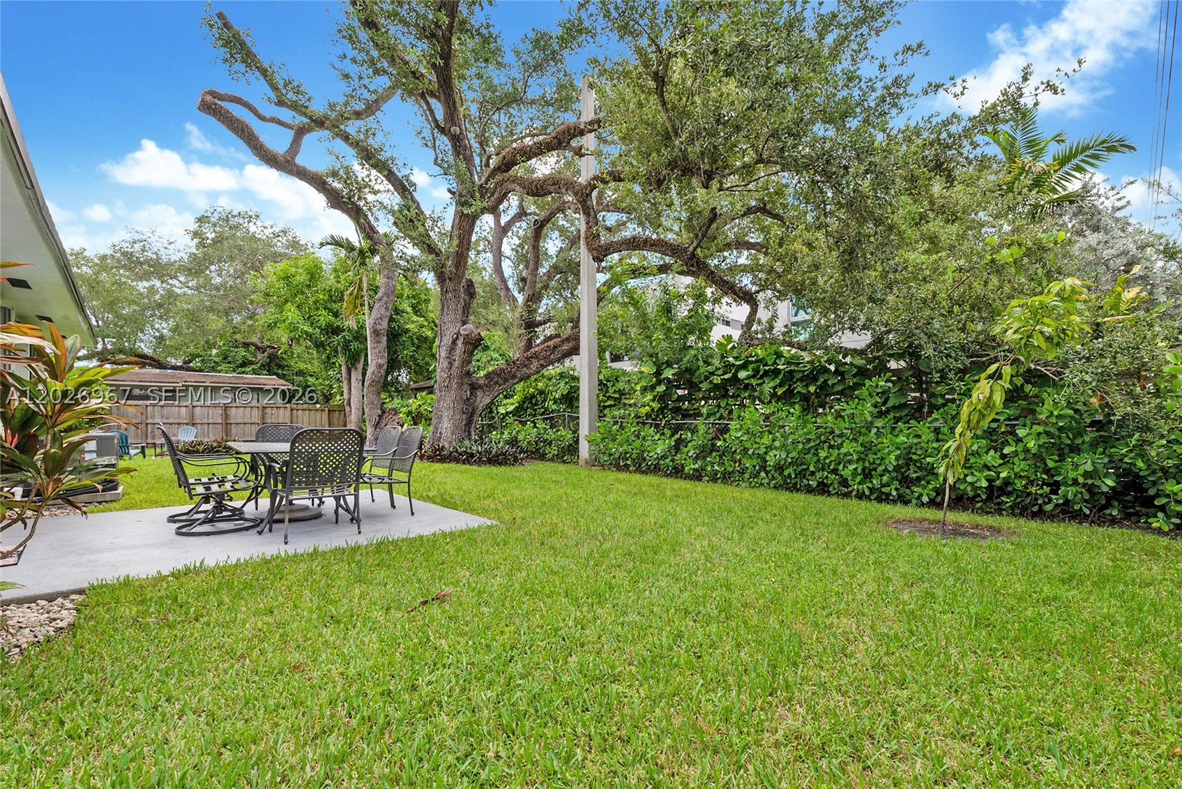 6198 SW 63rd St, South Miami FL 33143