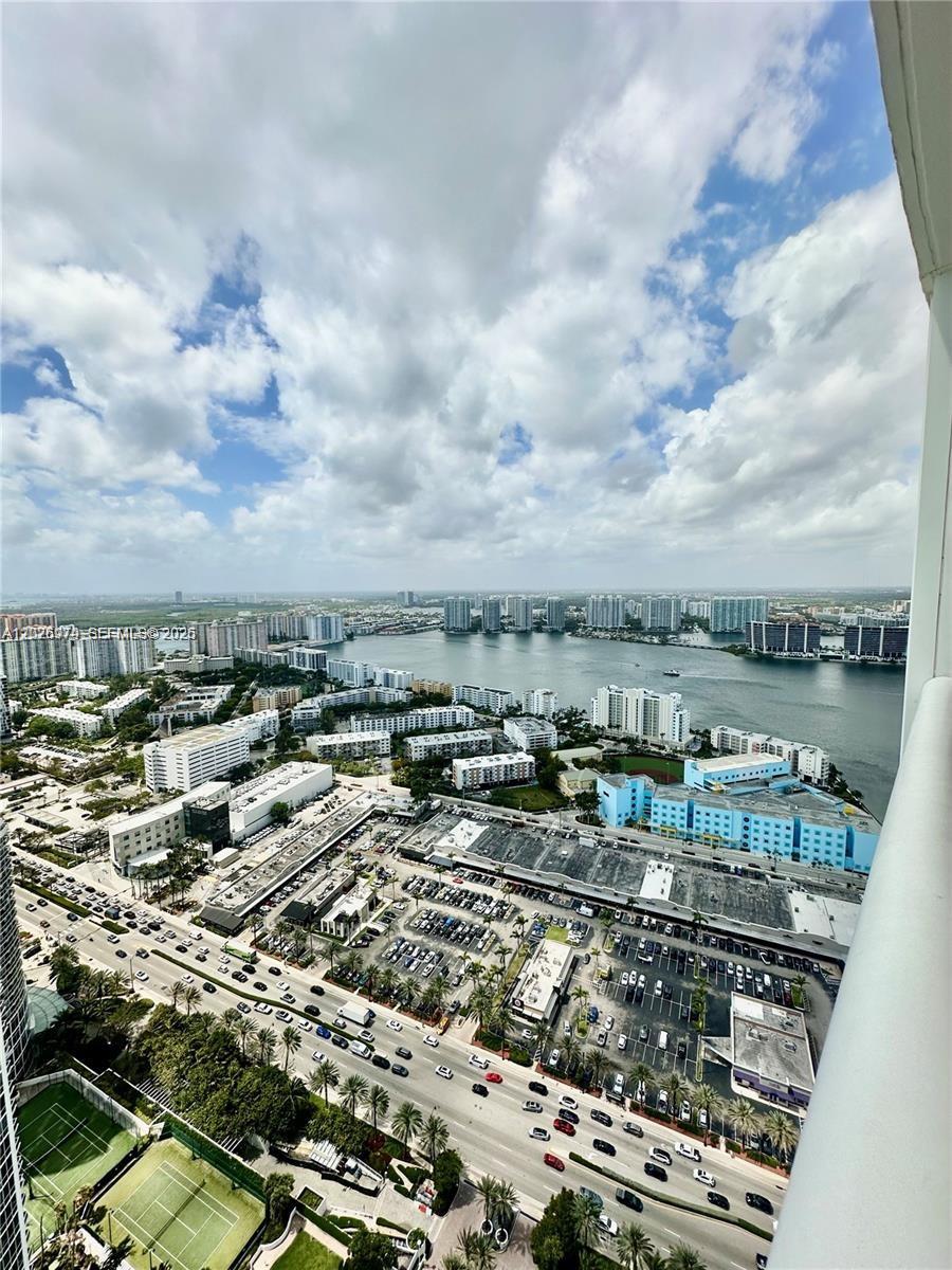 18201 Collins Ave #5307, Sunny Isles Beach FL 33160
