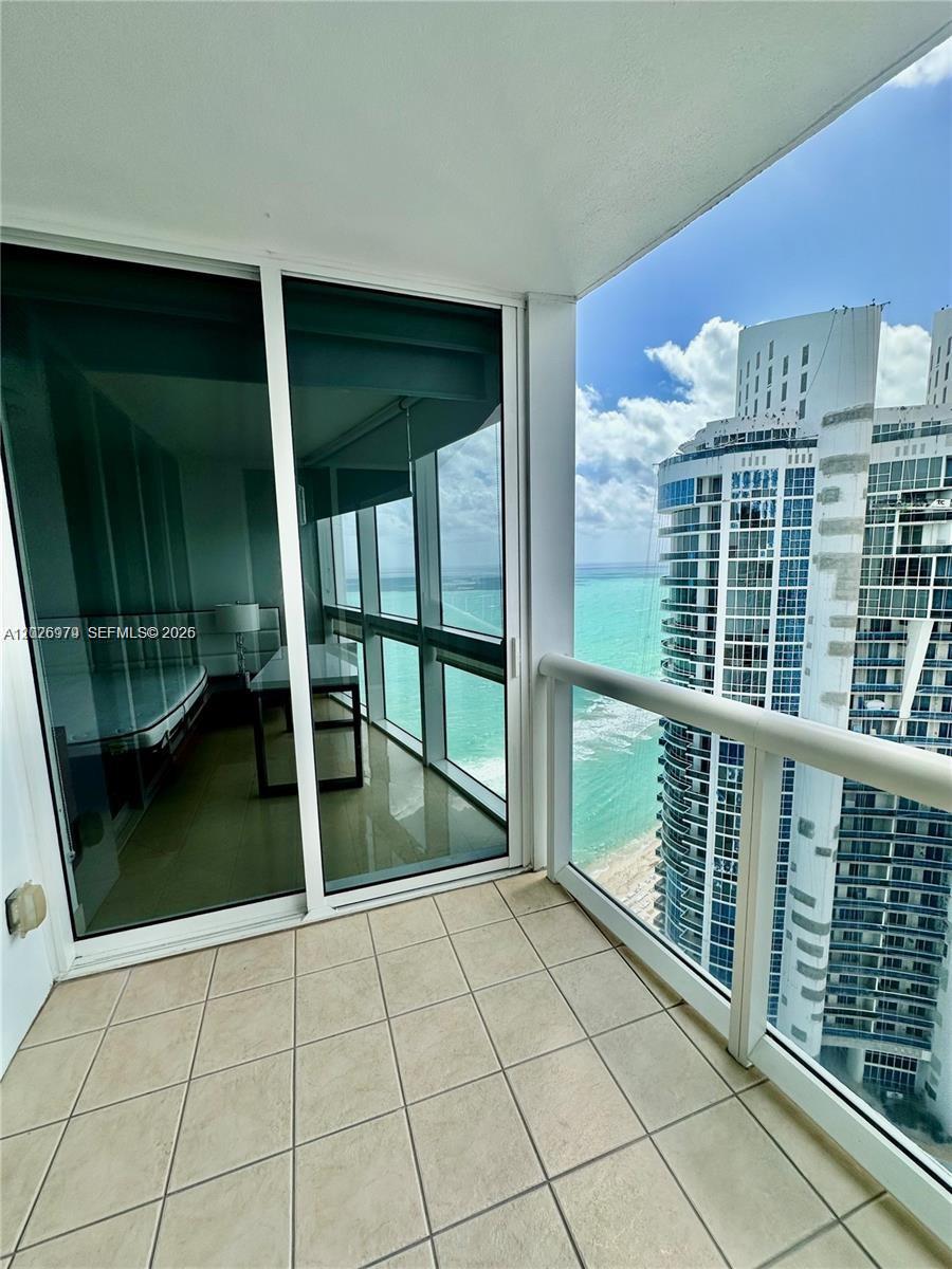 18201 Collins Ave #5307, Sunny Isles Beach FL 33160