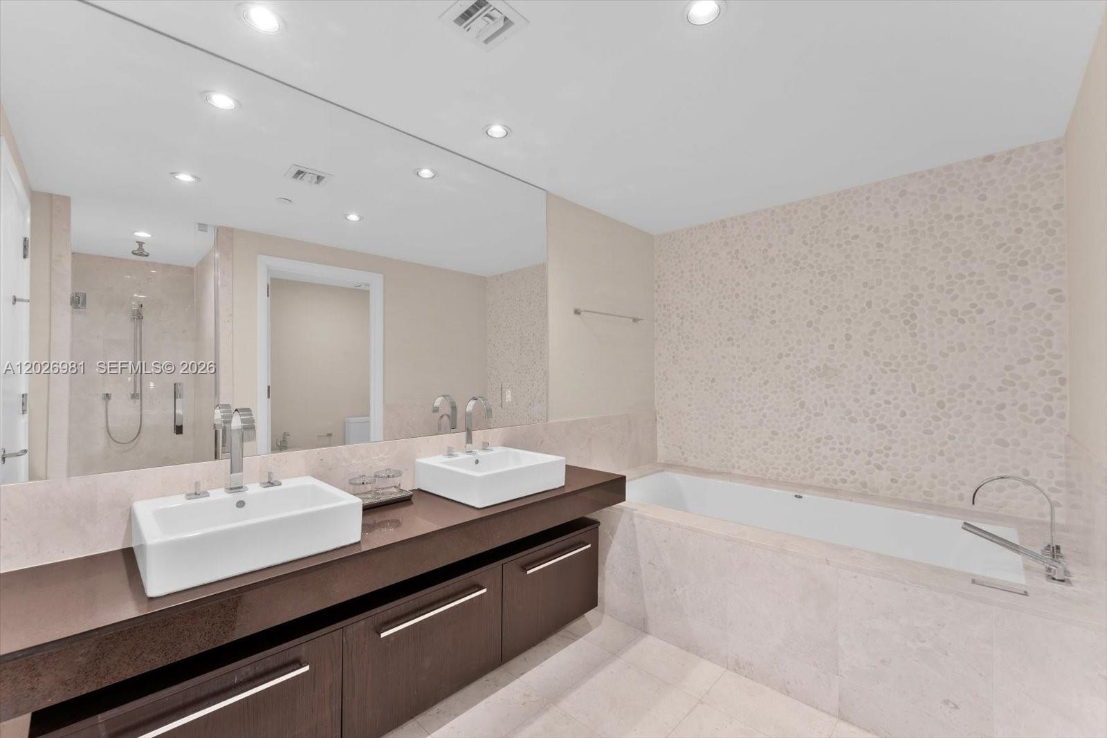 17121 Collins Ave #3905, Sunny Isles Beach FL 33160