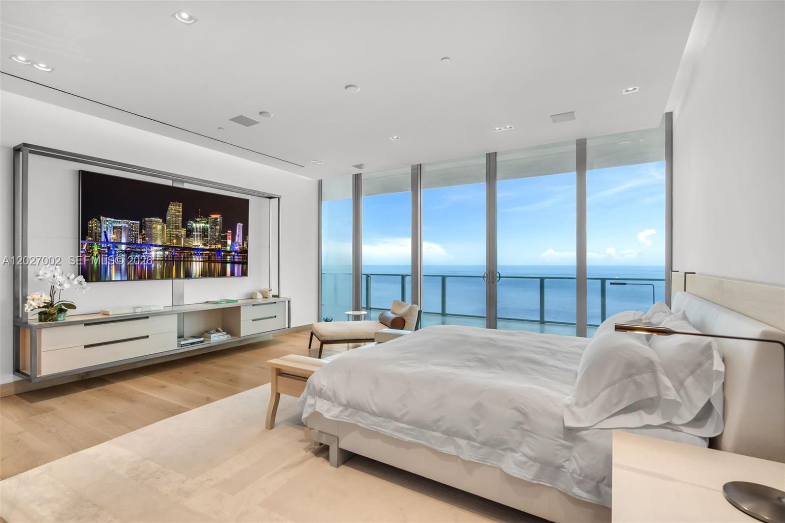 350 Ocean Dr #LPH2N, Key Biscayne FL 33149