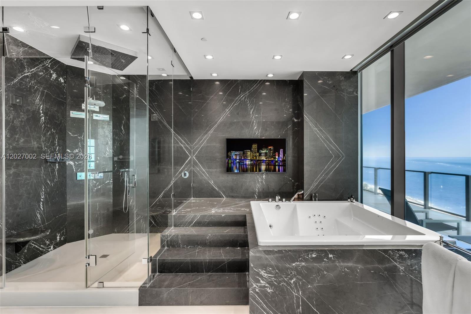 350 Ocean Dr #LPH2N, Key Biscayne FL 33149