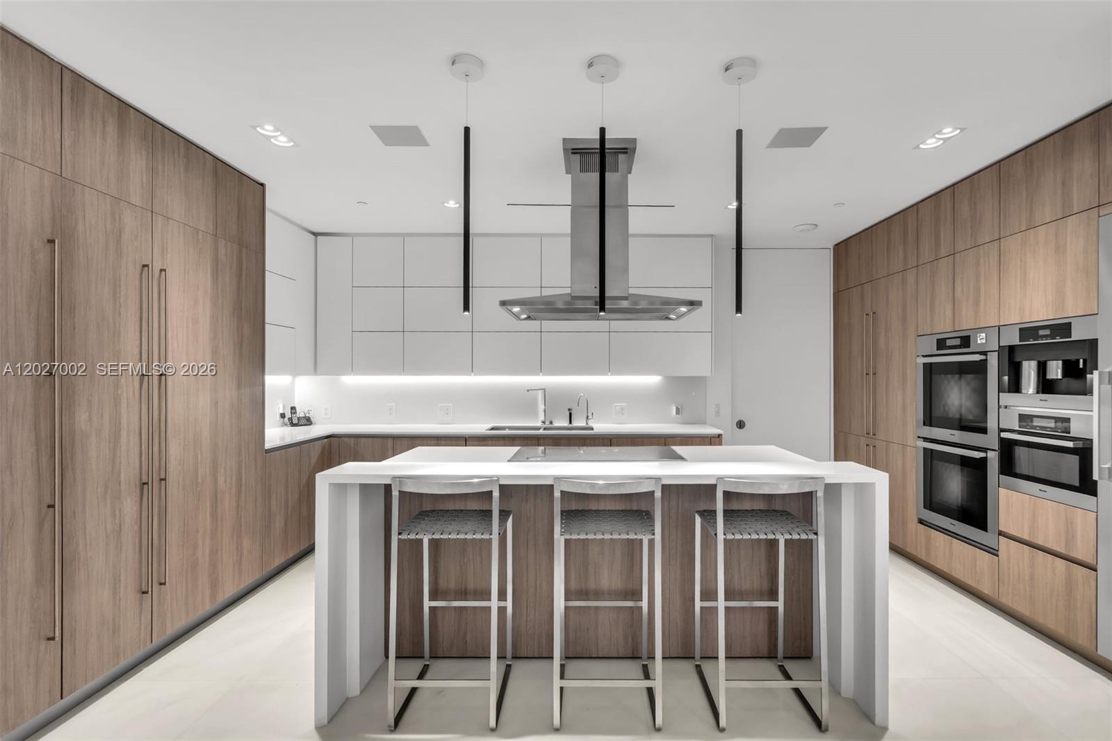350 Ocean Dr #LPH2N, Key Biscayne FL 33149