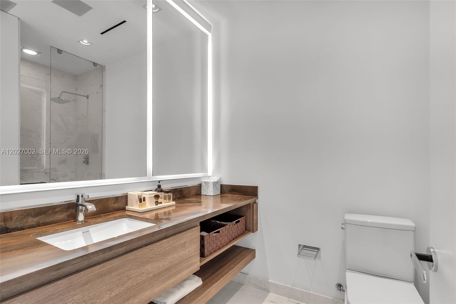 350 Ocean Dr #LPH2N, Key Biscayne FL 33149
