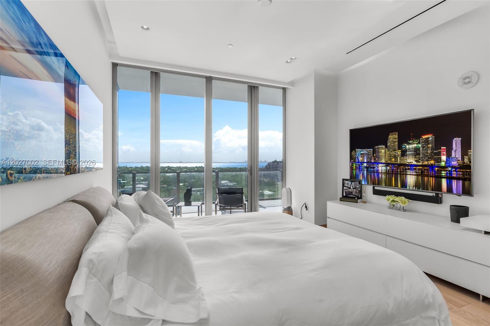350 Ocean Dr #LPH2N, Key Biscayne FL 33149