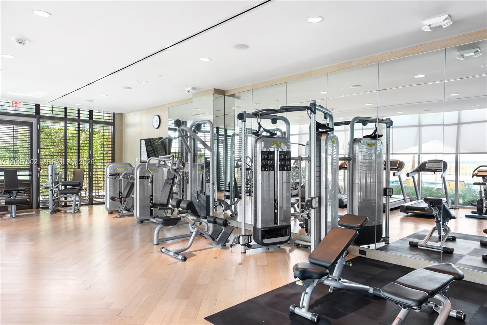 350 Ocean Dr #LPH2N, Key Biscayne FL 33149