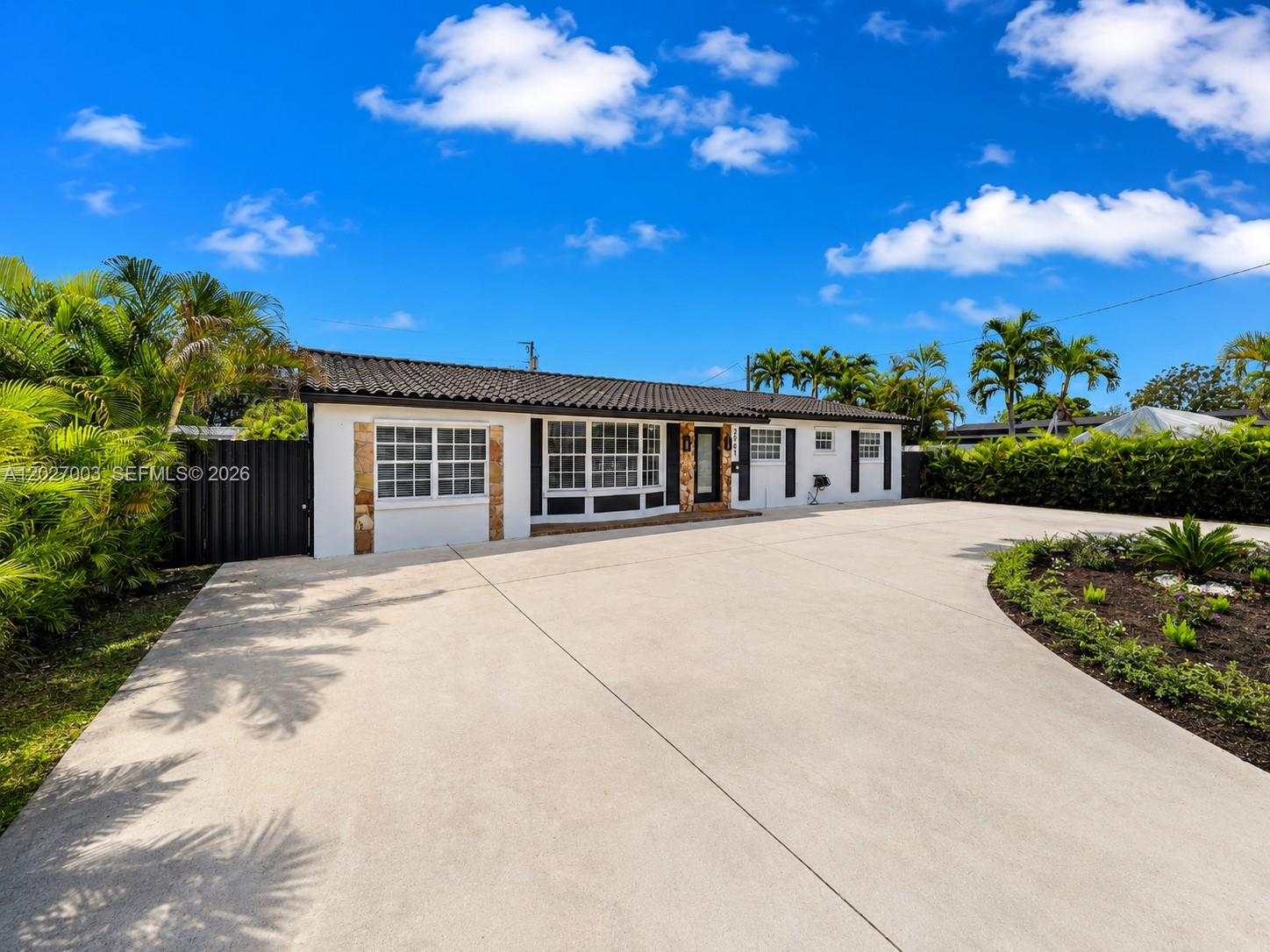 2761 SW 92nd Pl, Miami FL 33165