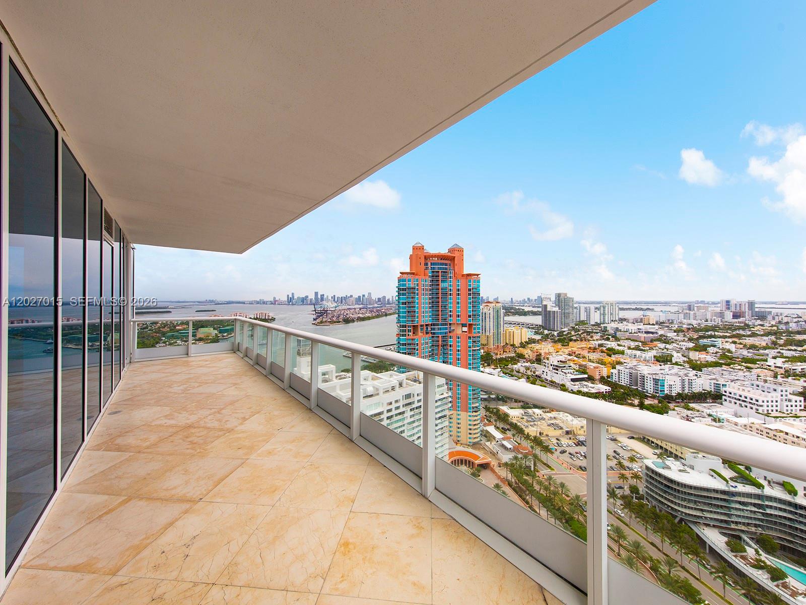 100 S Pointe Dr #3407, Miami Beach FL 33139