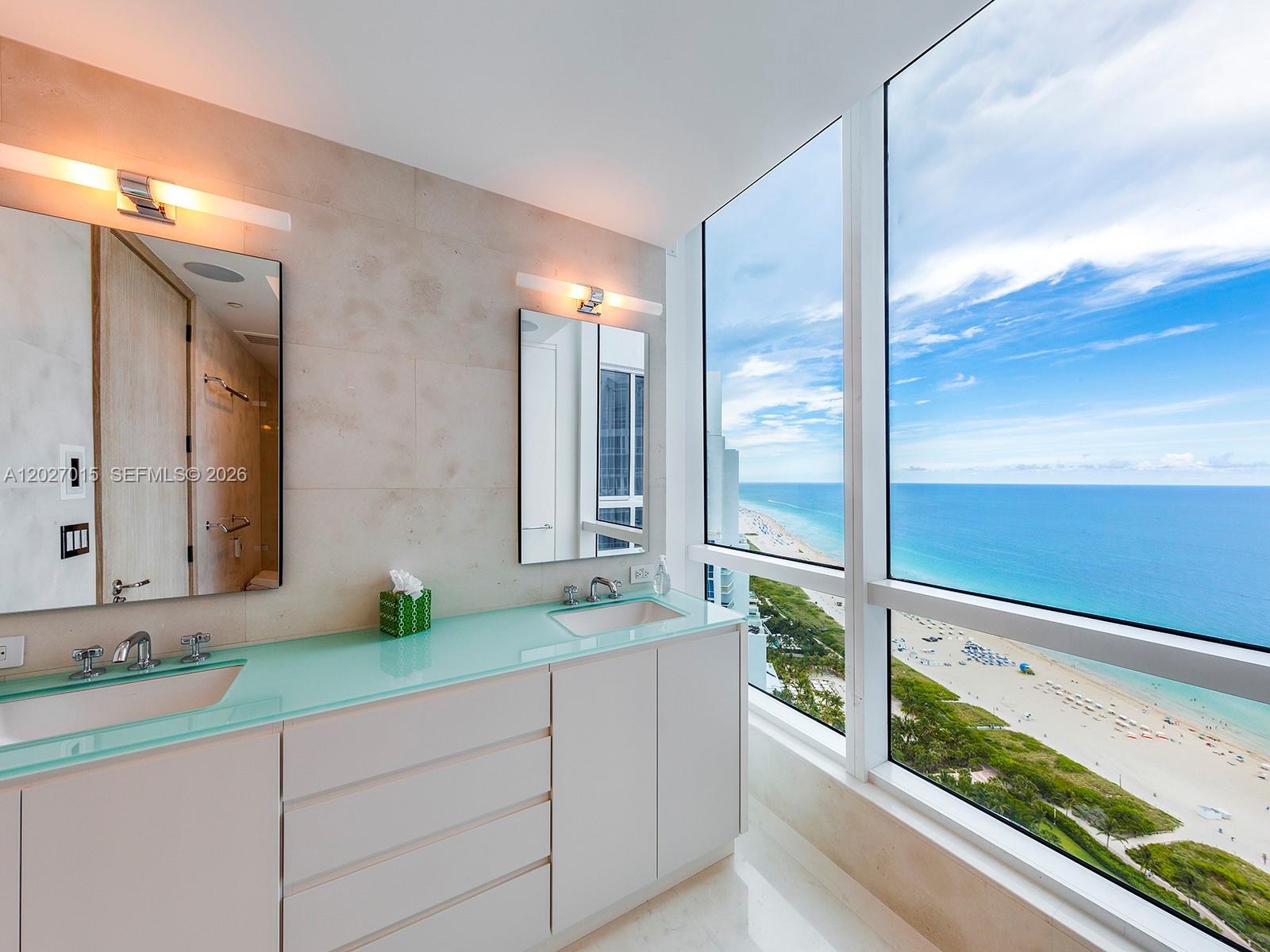 100 S Pointe Dr #3407, Miami Beach FL 33139