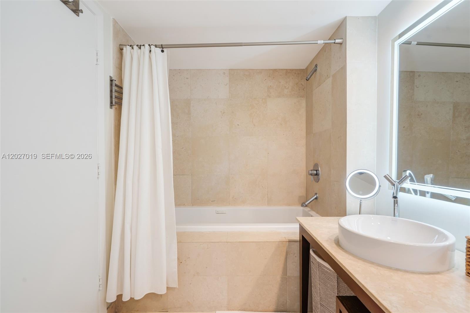 495 Brickell Ave #409, Miami FL 33131
