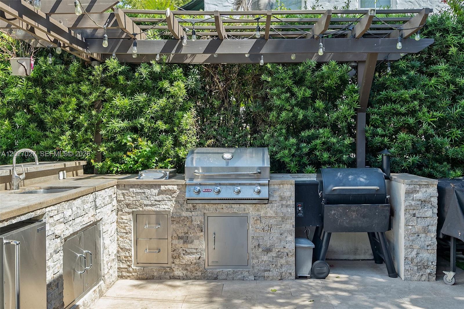 4750 Alhambra Cir, Coral Gables FL 33146