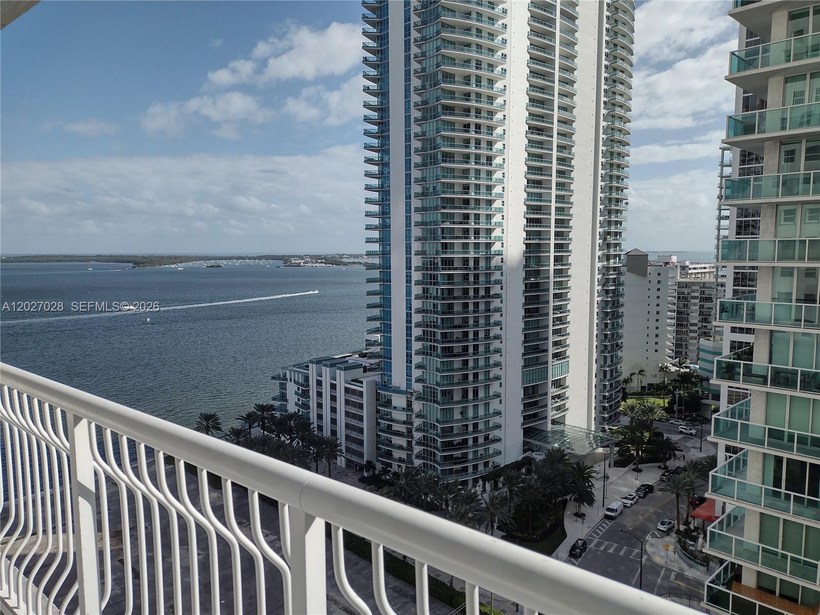 1200 Brickell Bay Dr #2005, Miami FL 33131