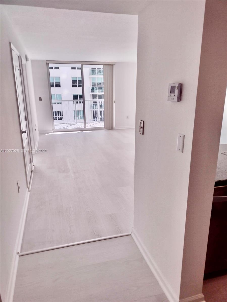 1200 Brickell Bay Dr #2005, Miami FL 33131