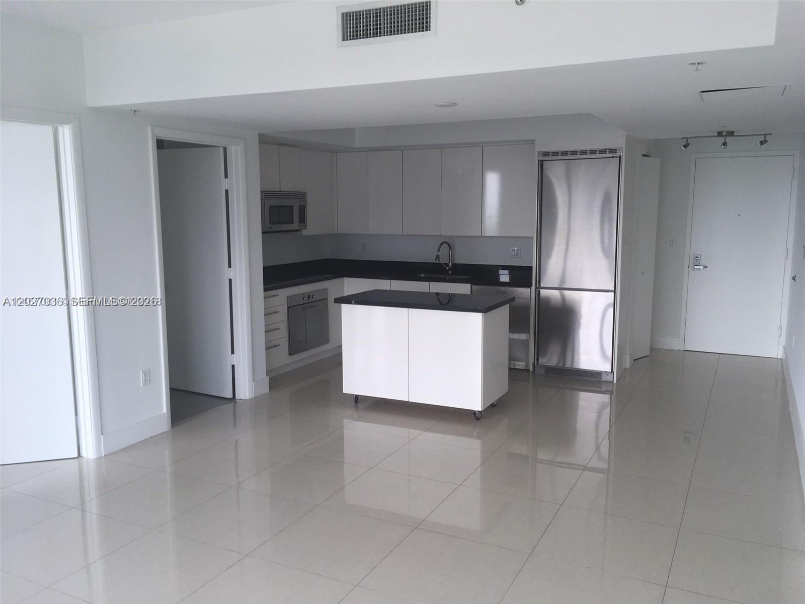 92 SW 3rd St #3404, Miami FL 33130