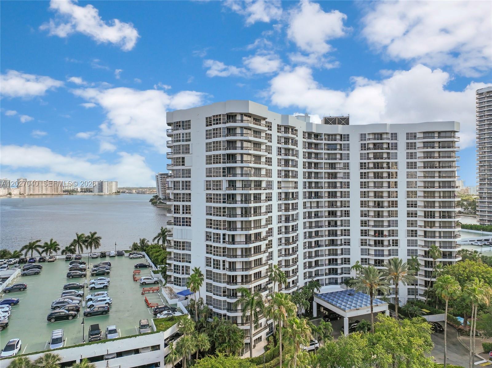 3600 Mystic Pointe Dr #812, Aventura FL 33180