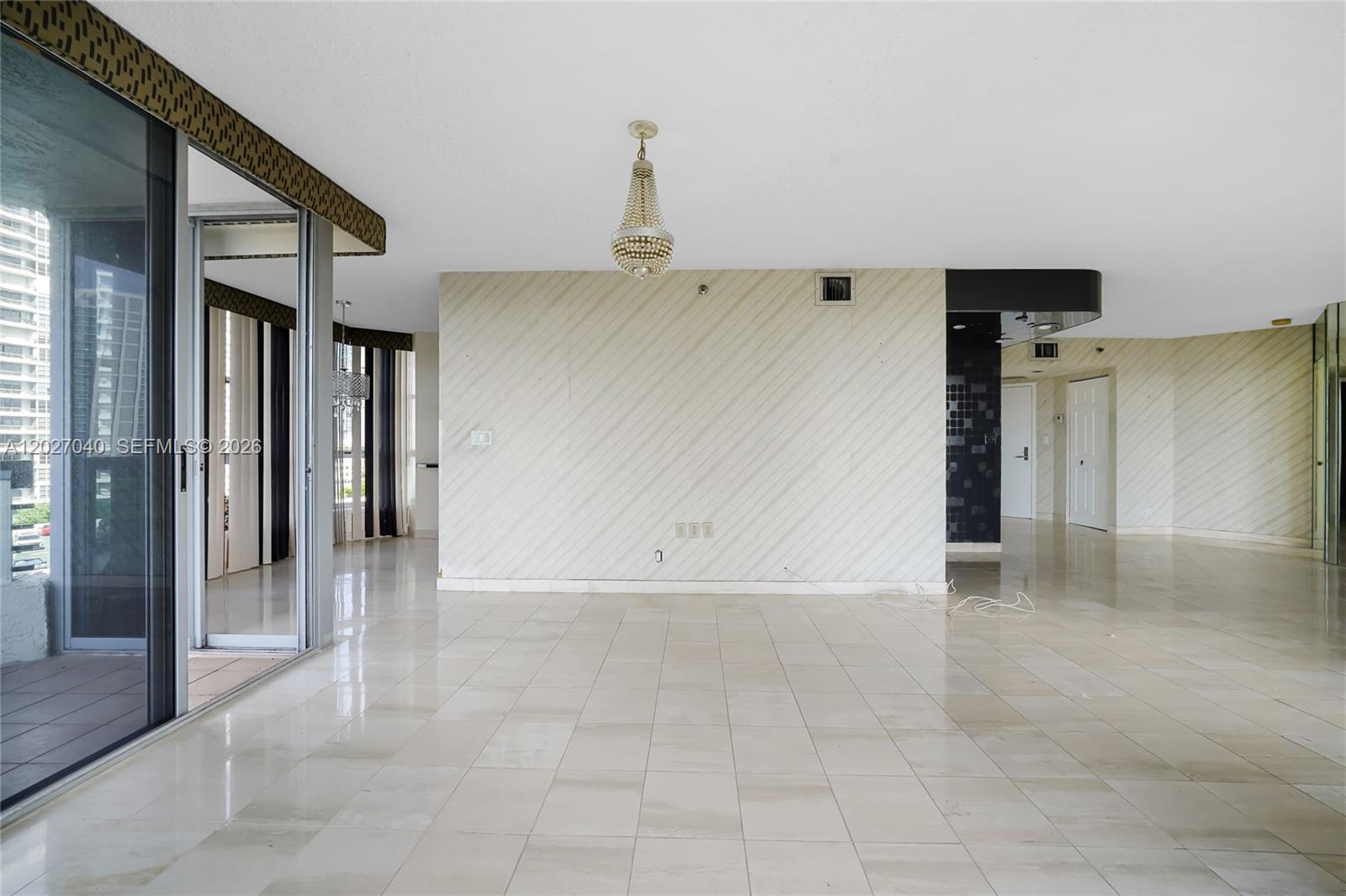 3600 Mystic Pointe Dr #812, Aventura FL 33180
