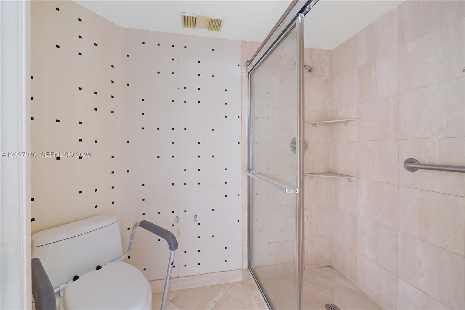 3600 Mystic Pointe Dr #812, Aventura FL 33180
