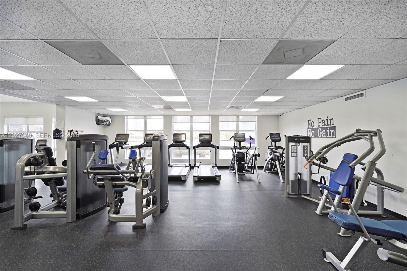 3600 Mystic Pointe Dr #812, Aventura FL 33180